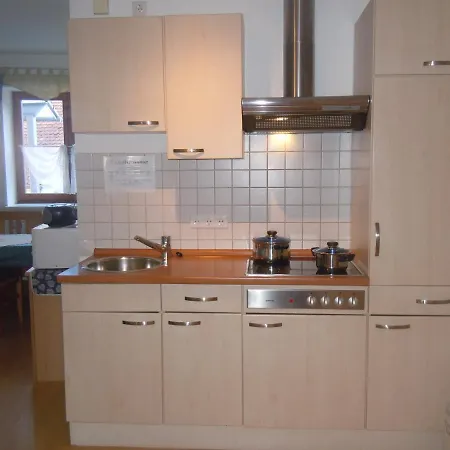 Teubner Apartment *